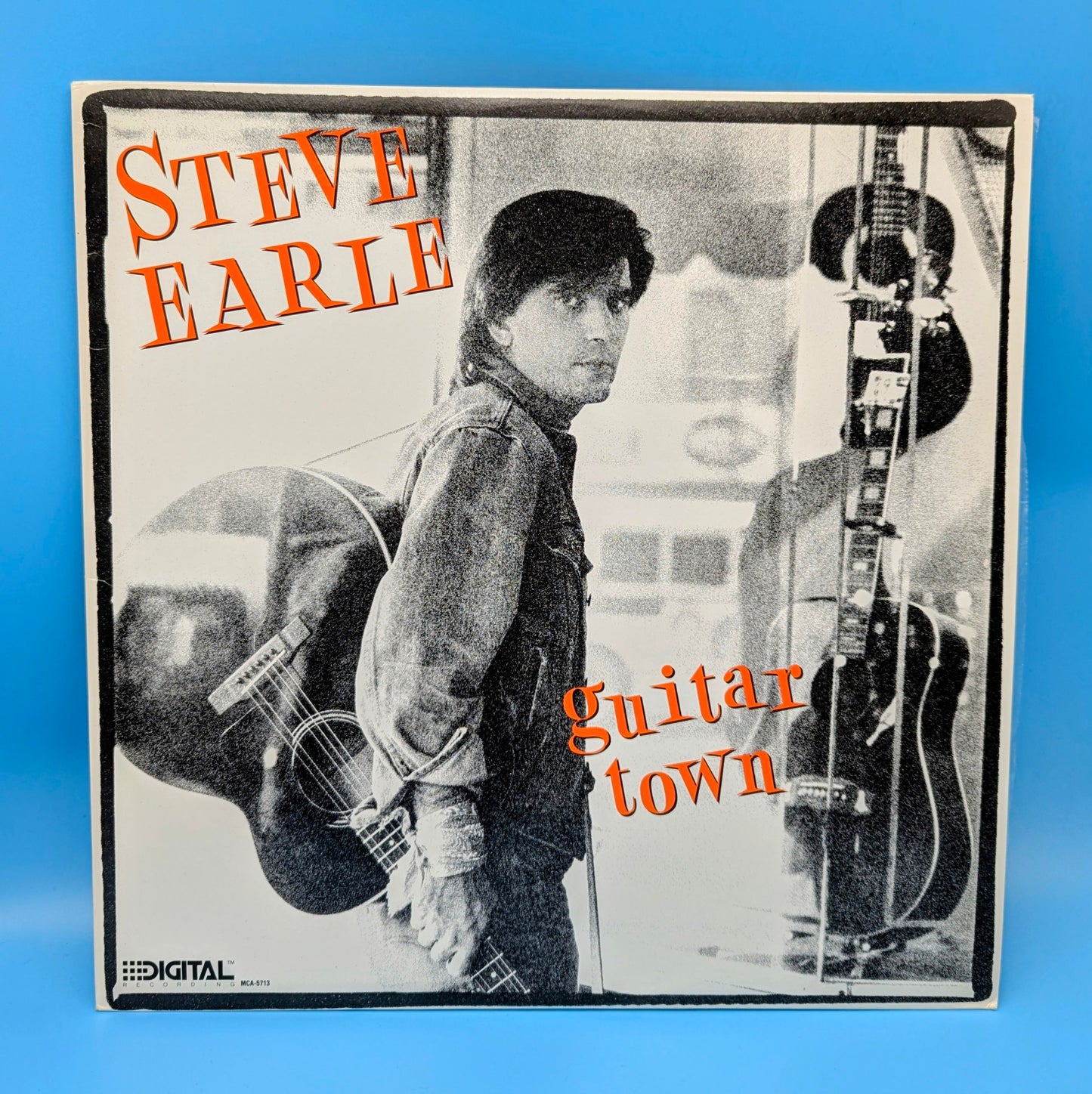 Earle, Steve - Guitar Town (used)