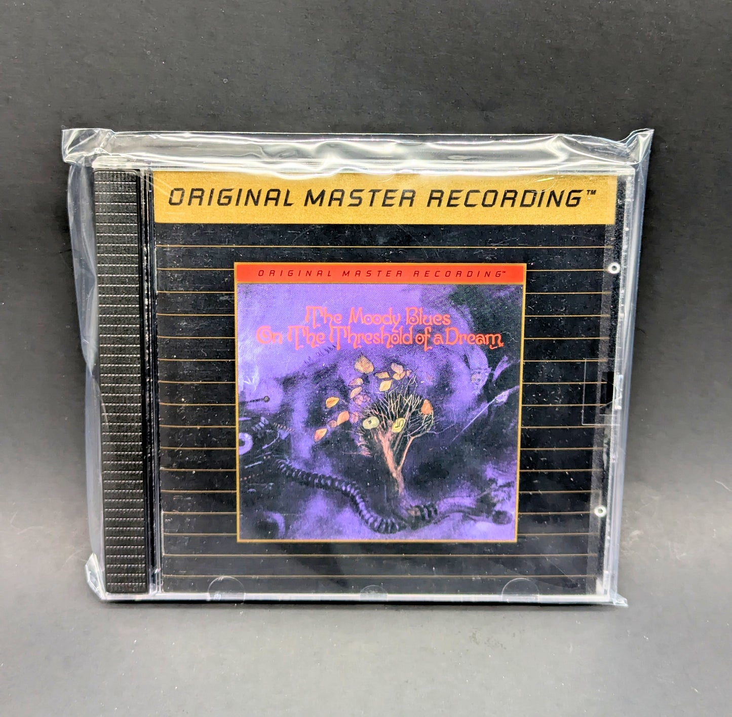 Moody Blues, The-On The Threshold Of A Dream [24K Gold MOFI] (CD)(used)