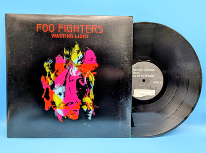 Foo Fighters – Wasting Light (180 Gram/2LP/45 RPM)(used)